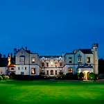 Castello Dal Pozzo Maggiore - Preferred & Оледжо-Кастелло