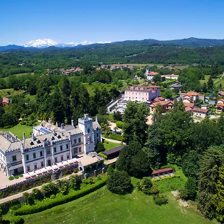 Hotel Castello Dal Pozzo Oleggio Castello