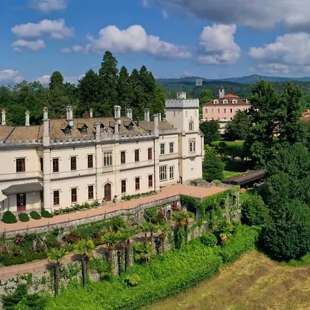 Castello Dal Pozzo Hotel 5*