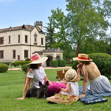 ホテル Castello Dal Pozzo Maggiore - Preferred & 5*