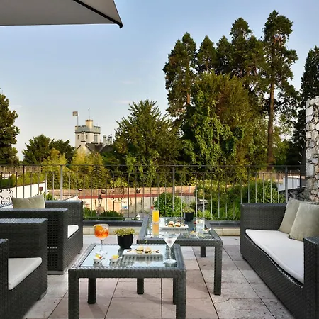 Hotel Castello Dal Pozzo