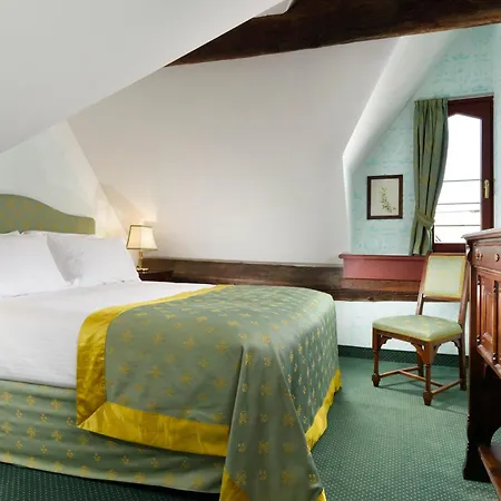 Hotel Castello Dal Pozzo 5*