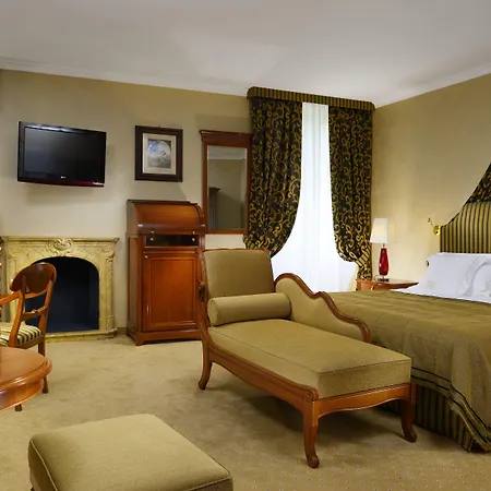 Hotel Castello Dal Pozzo Maggiore - Preferred & 5*