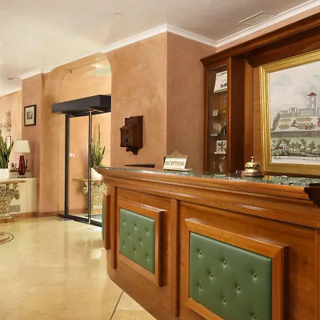 Castello Dal Pozzo Maggiore - Preferred & 5*