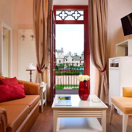Castello Dal Pozzo Maggiore - Preferred & Hotel 5*