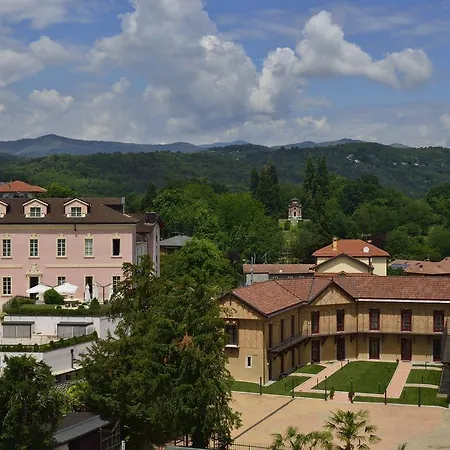 Castello Dal Pozzo Maggiore - Preferred & Hotel 5*