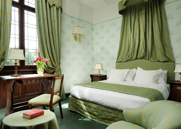 Castello Dal Pozzo Maggiore - Preferred & 5*