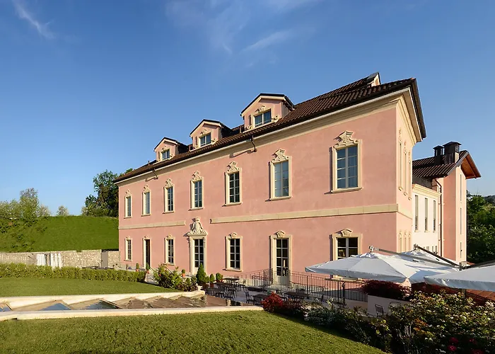 Castello Dal Pozzo Maggiore - Preferred & Hotel