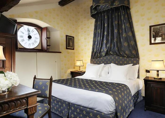 Castello Dal Pozzo Maggiore - Preferred & 호텔 올레기오카스텔로