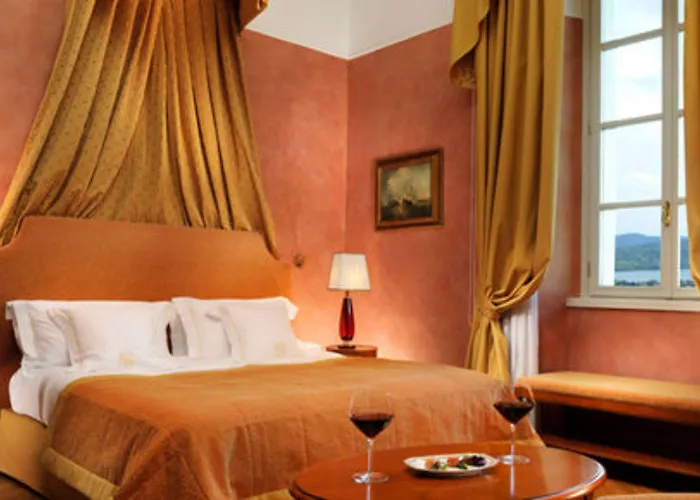 Castello Dal Pozzo Maggiore - Preferred & Hotel Oleggio Castello