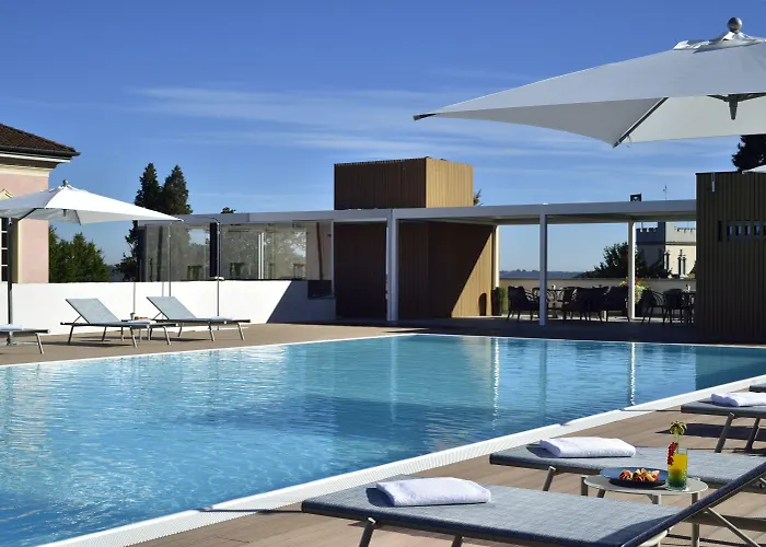 호텔 Castello Dal Pozzo Maggiore - Preferred & 올레기오카스텔로