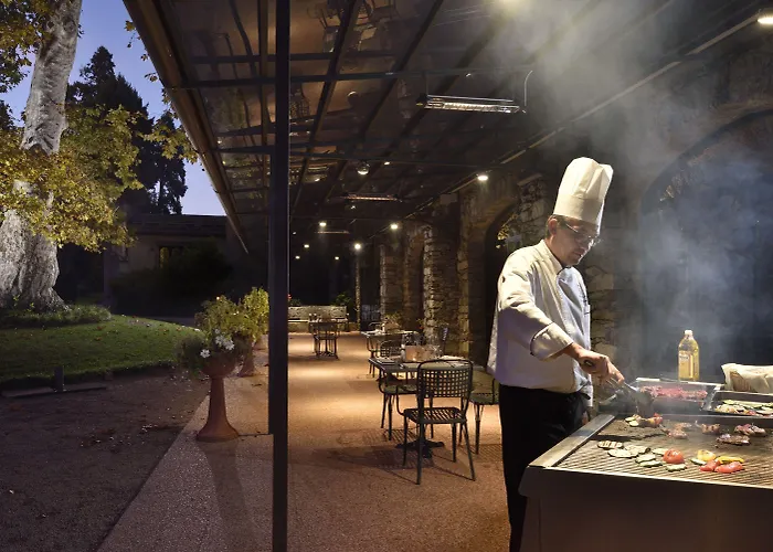 Castello Dal Pozzo Maggiore - Preferred & 5* 올레기오카스텔로